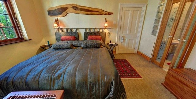 4 Bedroom Property for Sale in Green Point Western Cape
